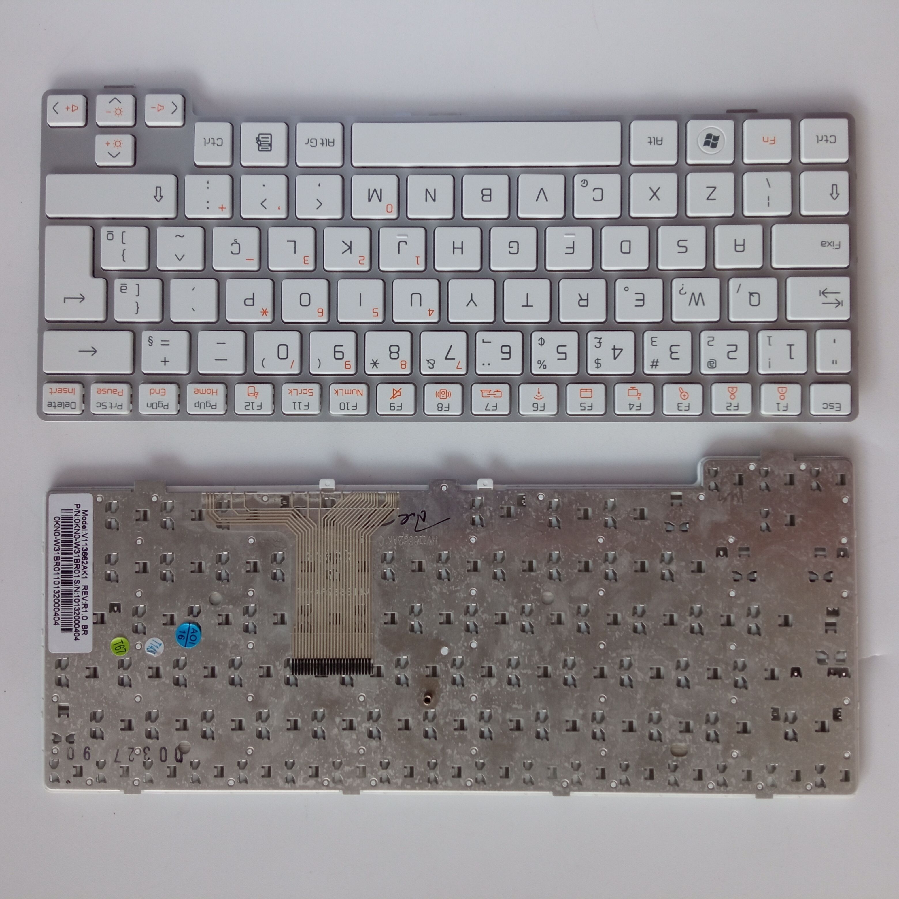 Picture of New Replacement Laptop Keyboard For LG X140 SILVER BR Layout